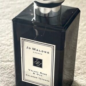 Jo Malone Velvet Rose & Oud Black Bottle
